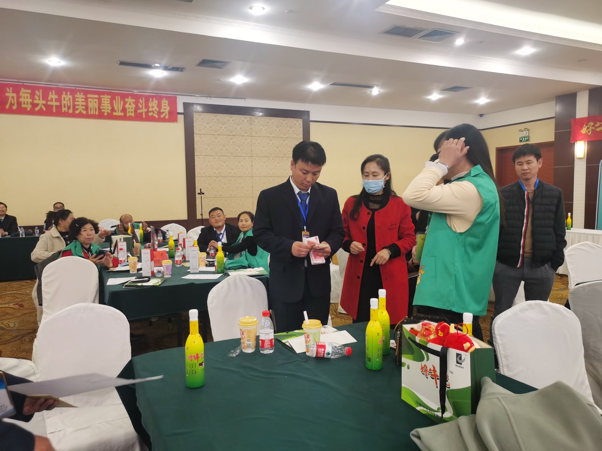 《燃爆流量 做區(qū)域“?！鄙獭返拈L(zhǎng)春站